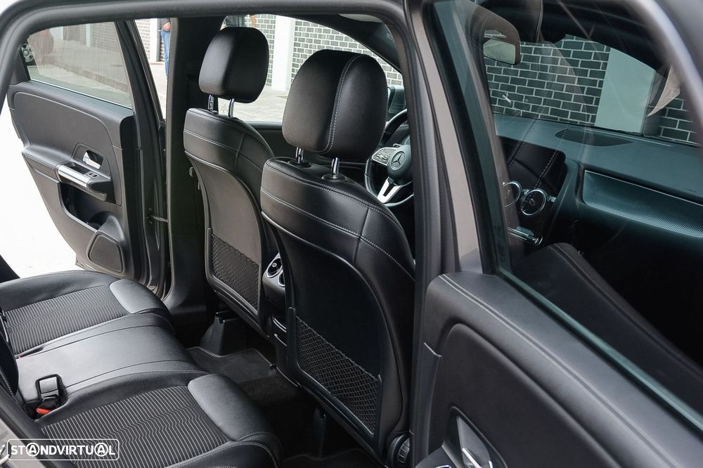Mercedes-Benz B 180 d Style Plus Aut. - 11