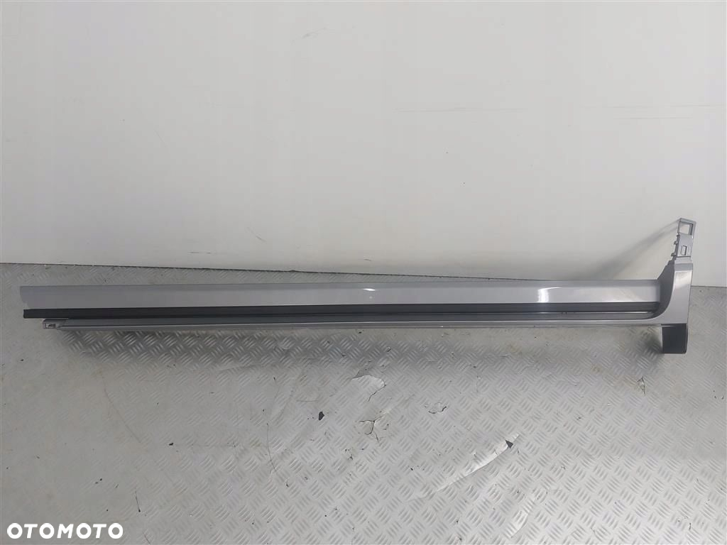 Listwa progowa ZEWNĘTRZNA lewa Ford Kuga MK3 SOLAR SILVER 2020- - 3