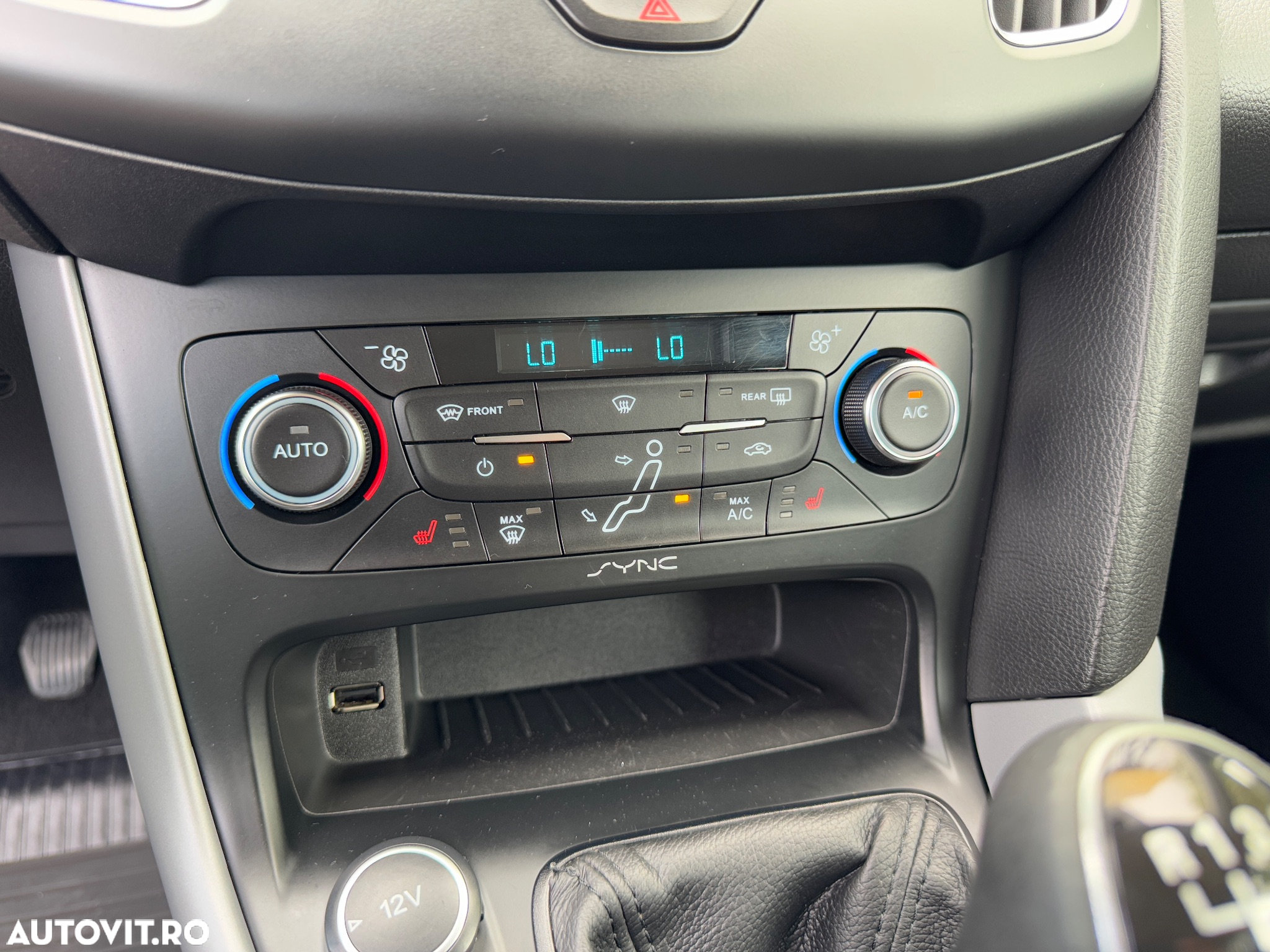 Ford Focus - 19