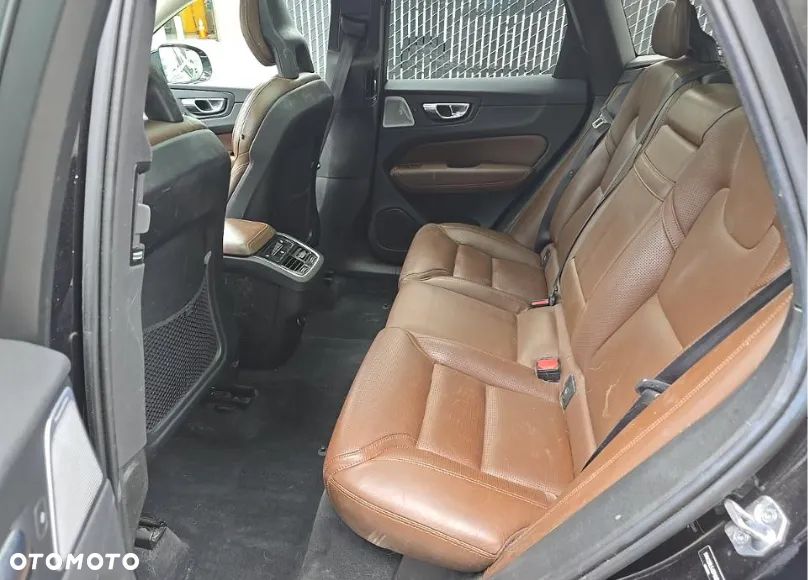 Volvo XC 60 T6 AWD Inscription - 11