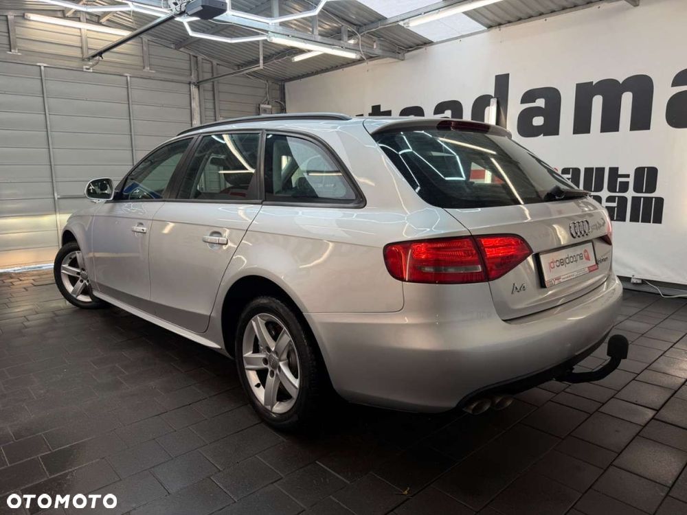 Audi A4 Avant - 13