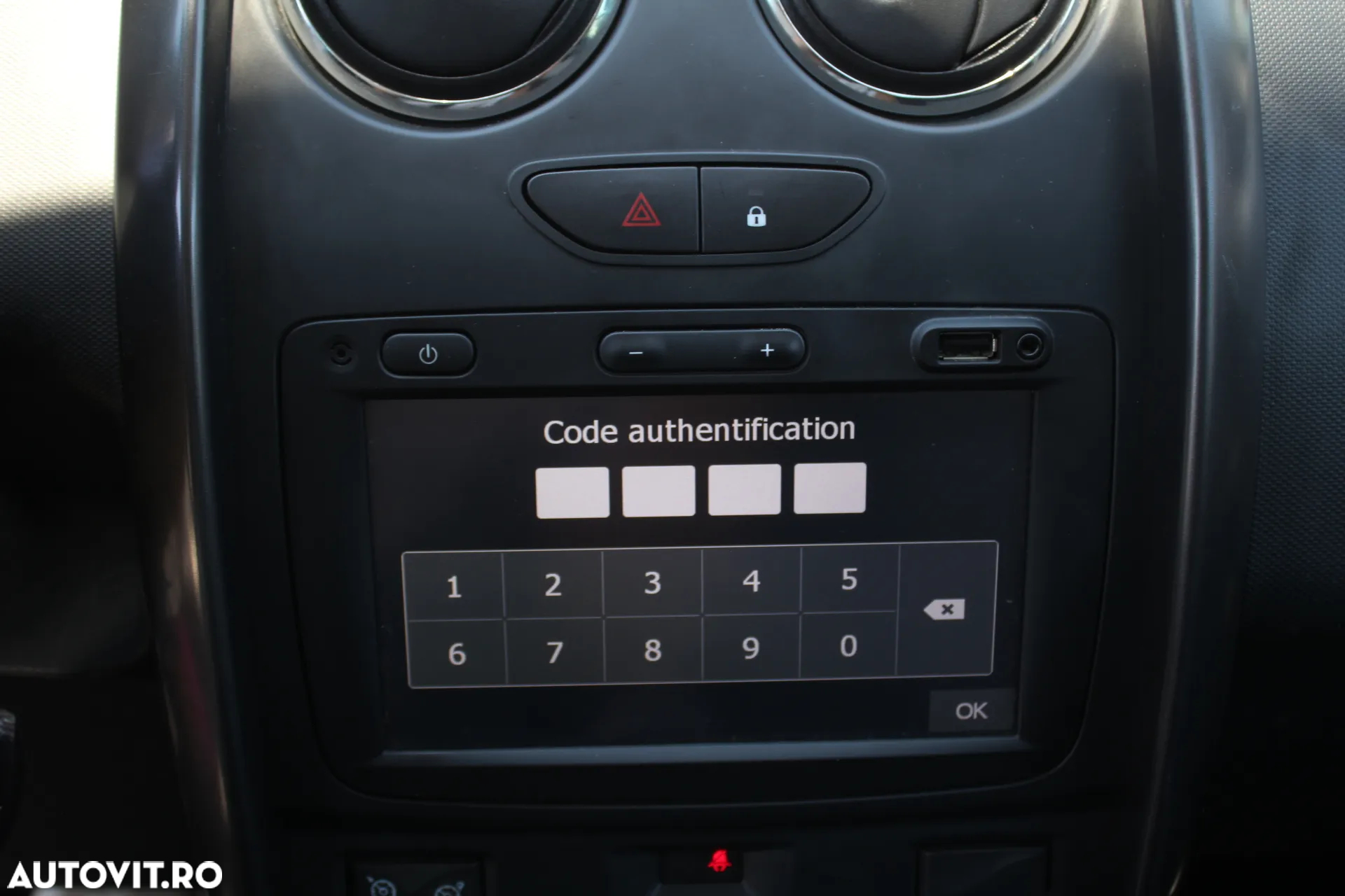 Dacia Duster dCi 110 FAP 4x2 Laureate - 4