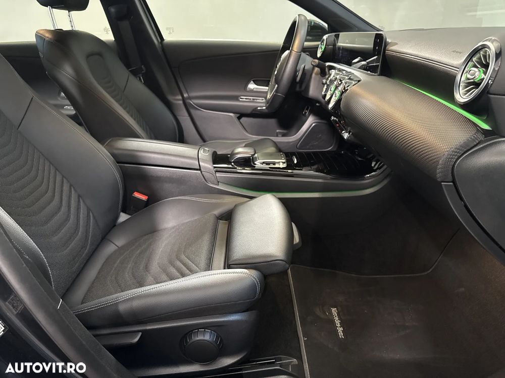 Mercedes-Benz A 200 d Sedan Aut. - 12