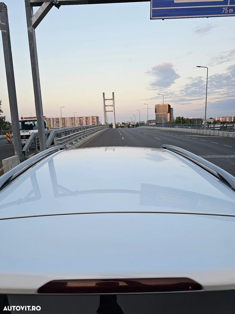 Ford Kuga 2.0 TDCi 4x4 Aut. Titanium - 14