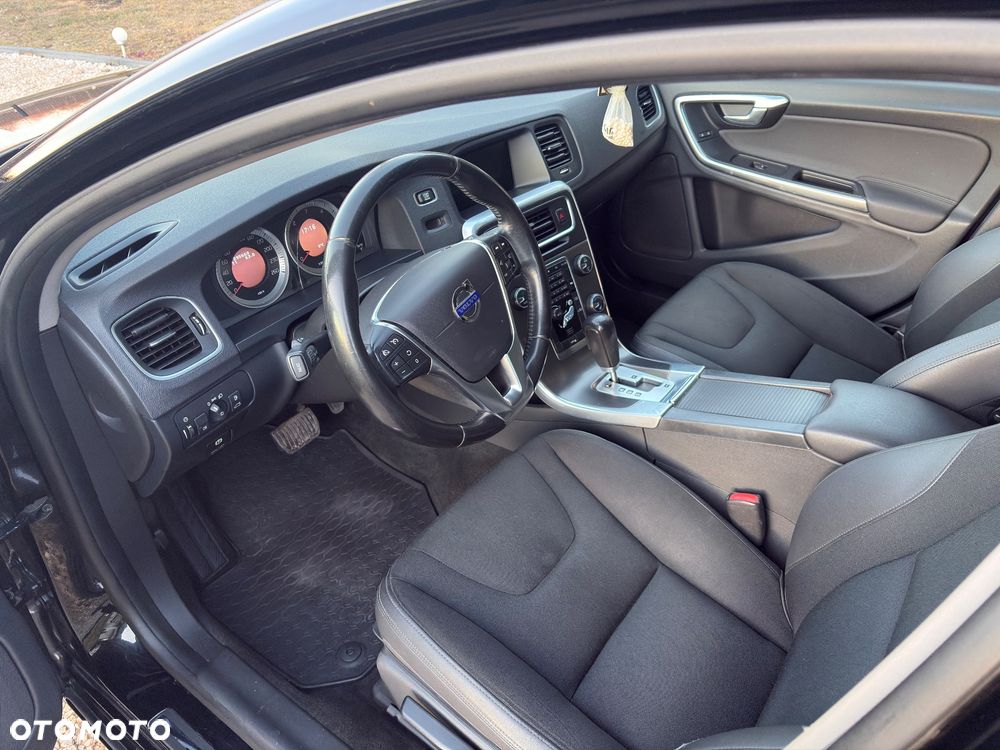 Volvo V60 - 15