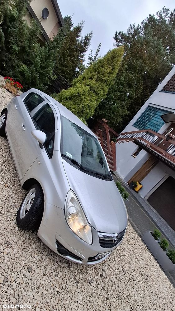Opel Corsa 1.2 16V Essentia - 8