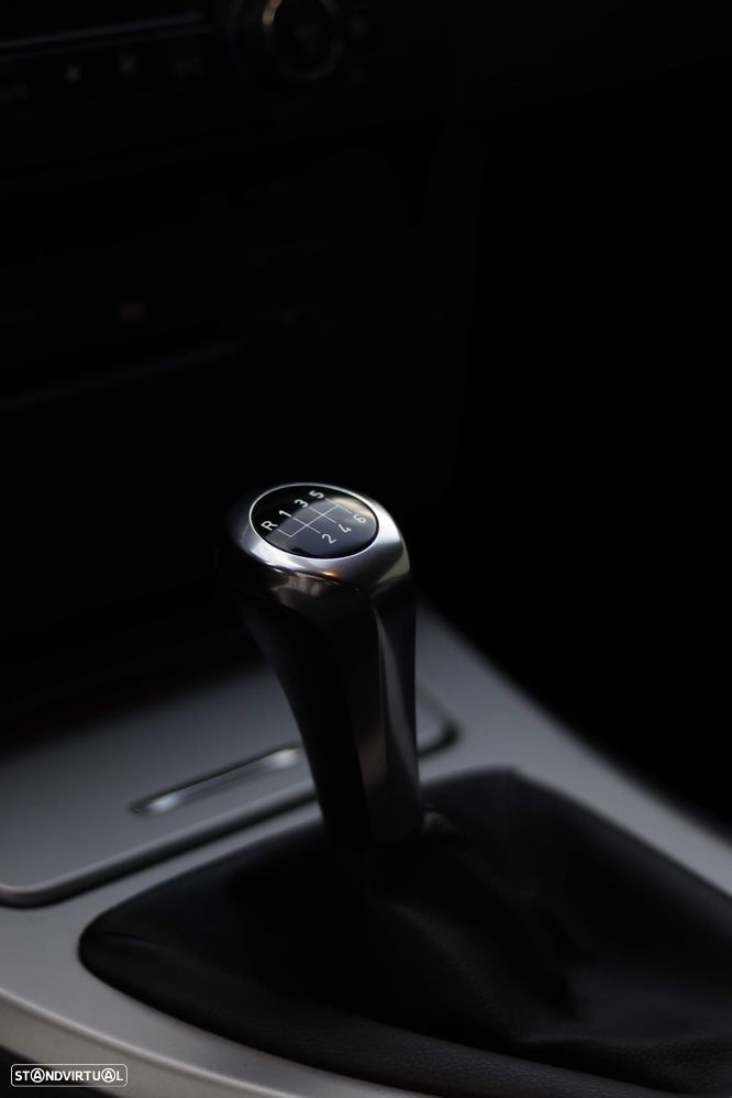 BMW 330 d - 15