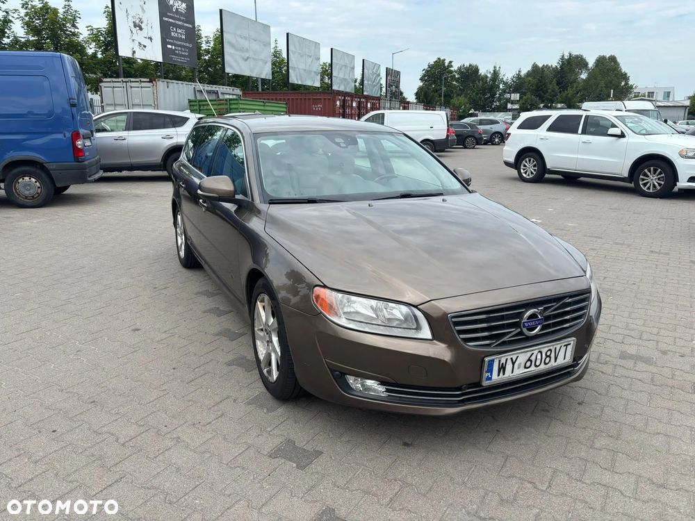 Volvo V70 - 1