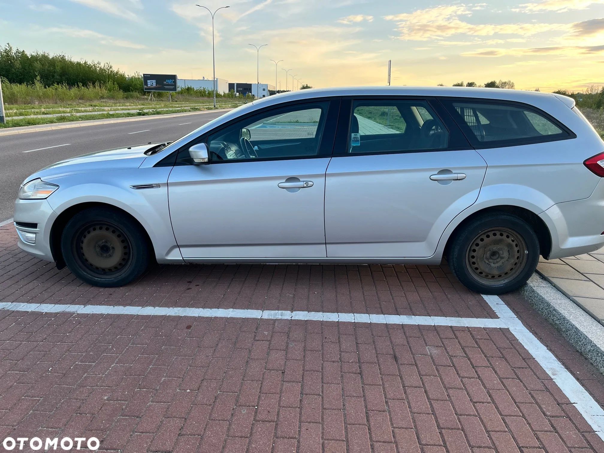 Ford Mondeo 2.0 TDCi Ambiente - 1