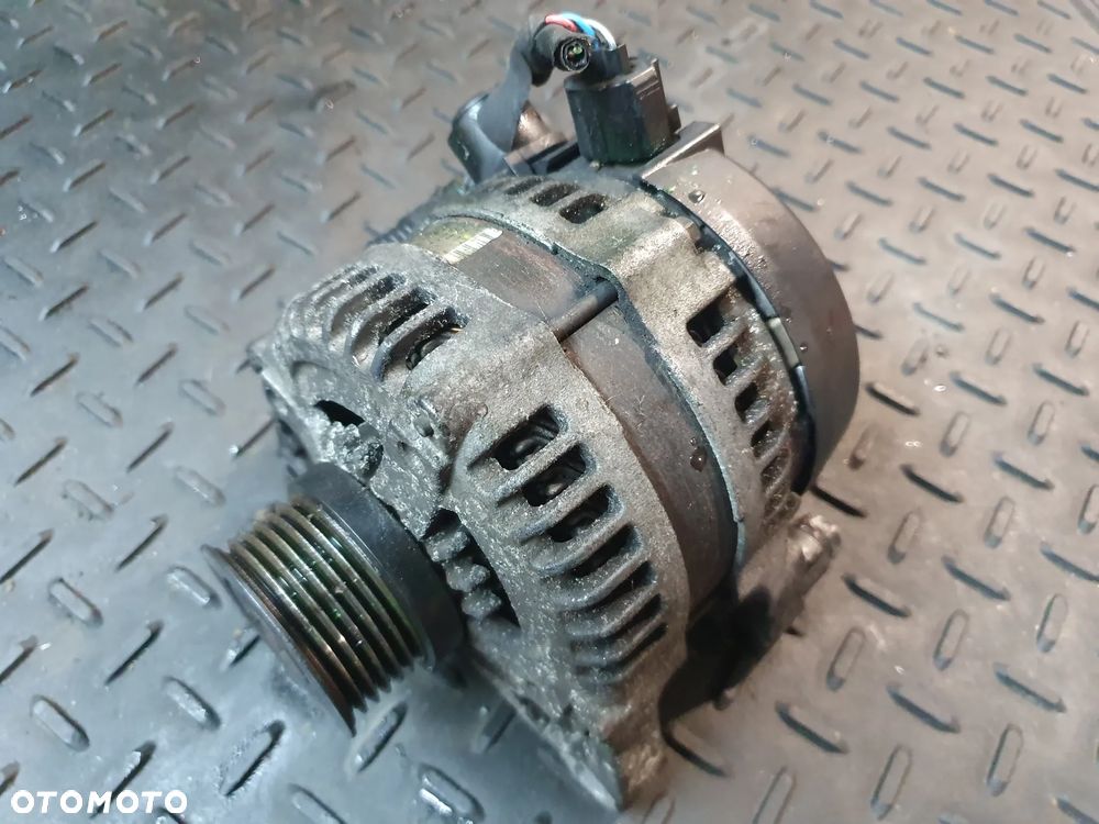 Alternator FORD FOCUS C-MAX 1.6 1.8 2.0 TDCI 04r 3M5T-10300-PD 30795422 120A - 1