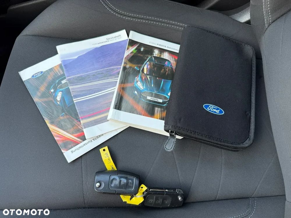 Ford Fiesta - 28