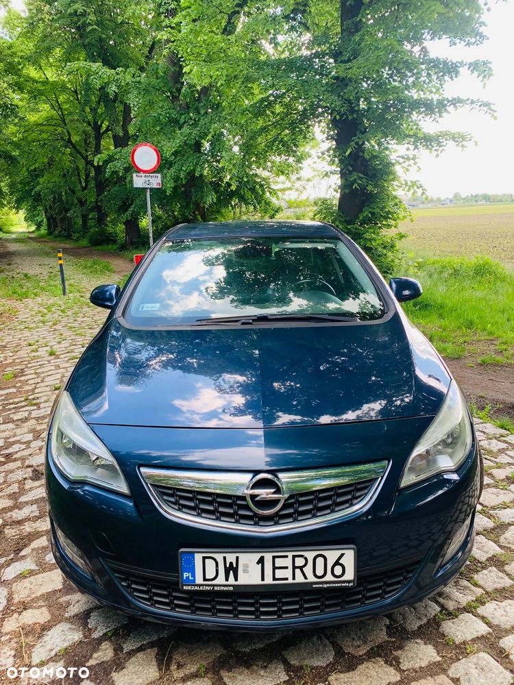Opel Astra 1.4 Turbo - 2