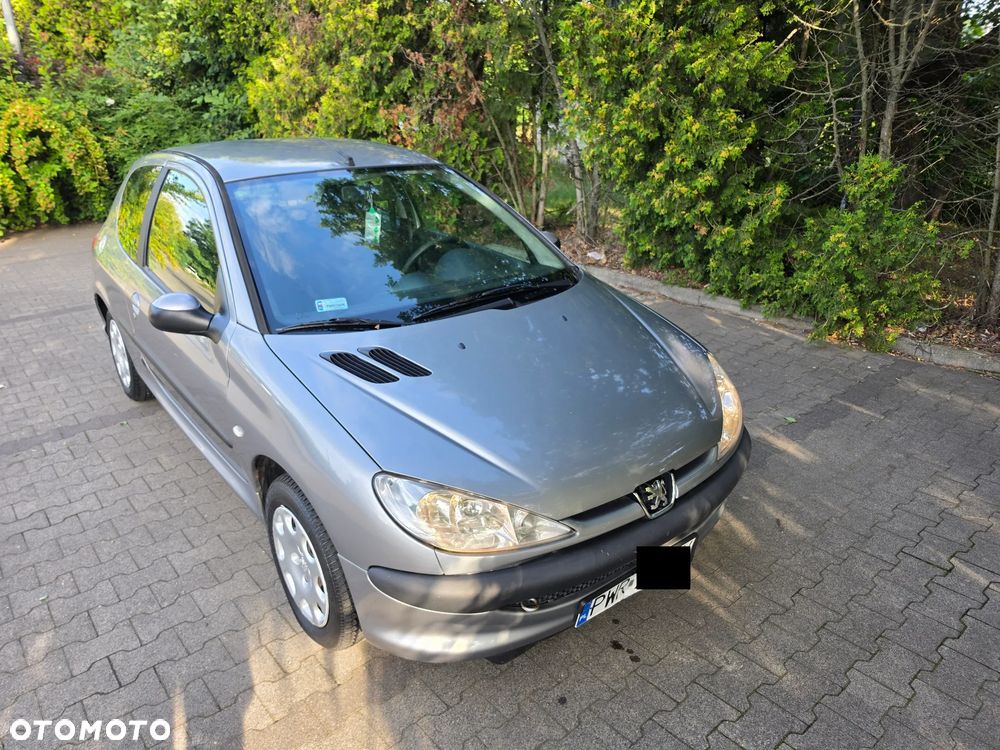 Peugeot 206 1.1 XR - 4