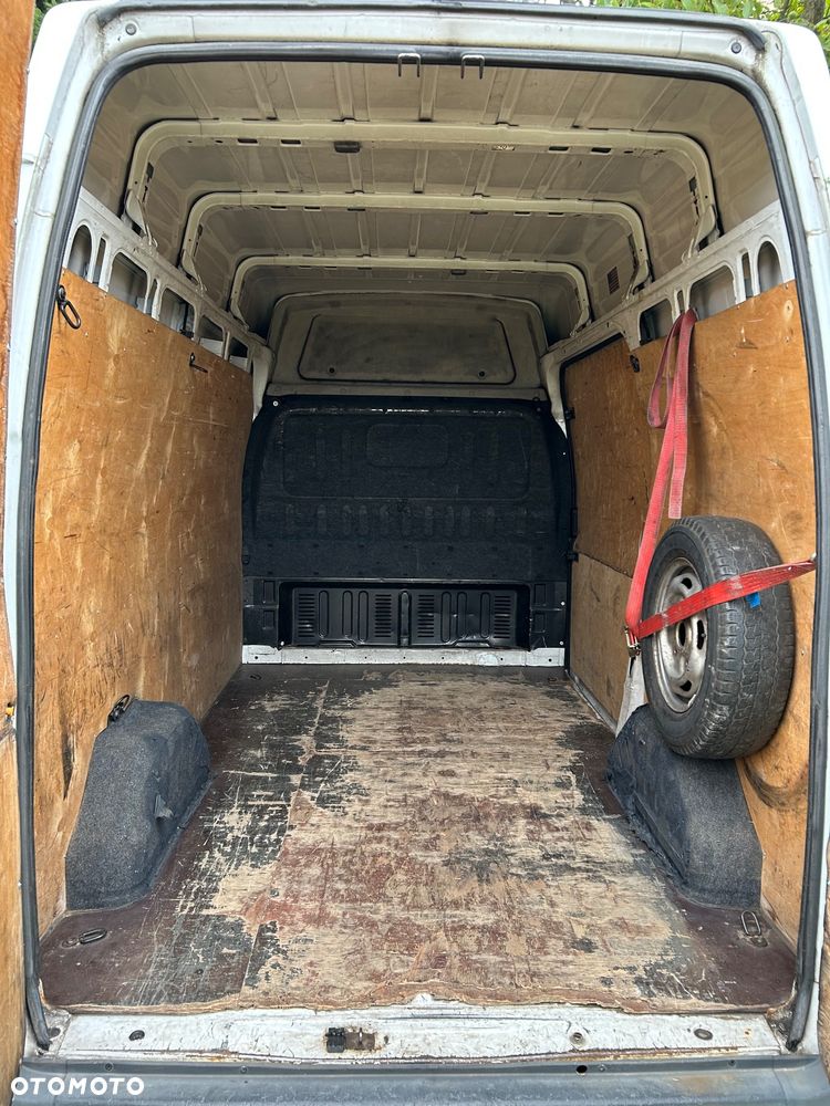 Ford Transit - 32
