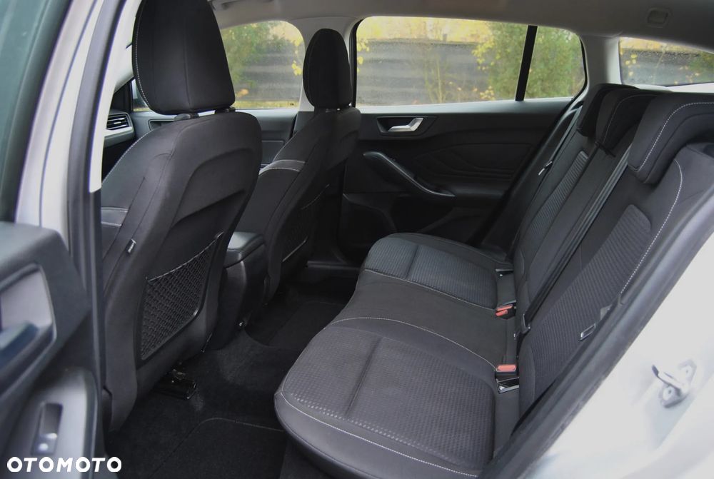 Ford Focus - 6