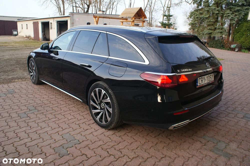 Mercedes-Benz Klasa E - 24