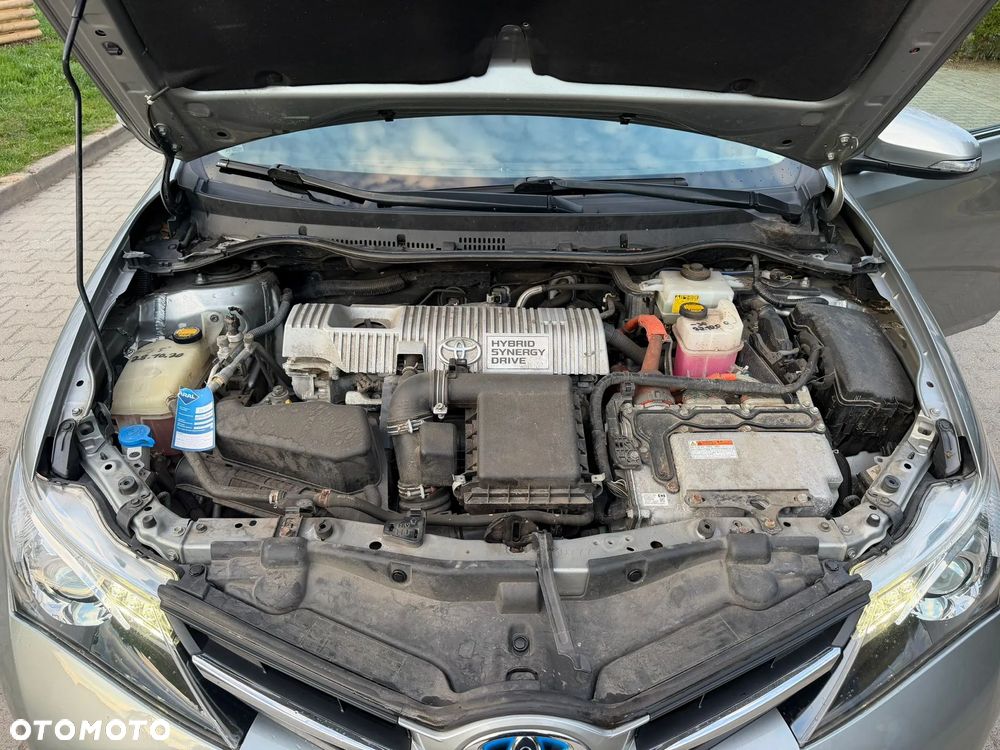 Toyota Auris 1.8 HSD Luna - 27