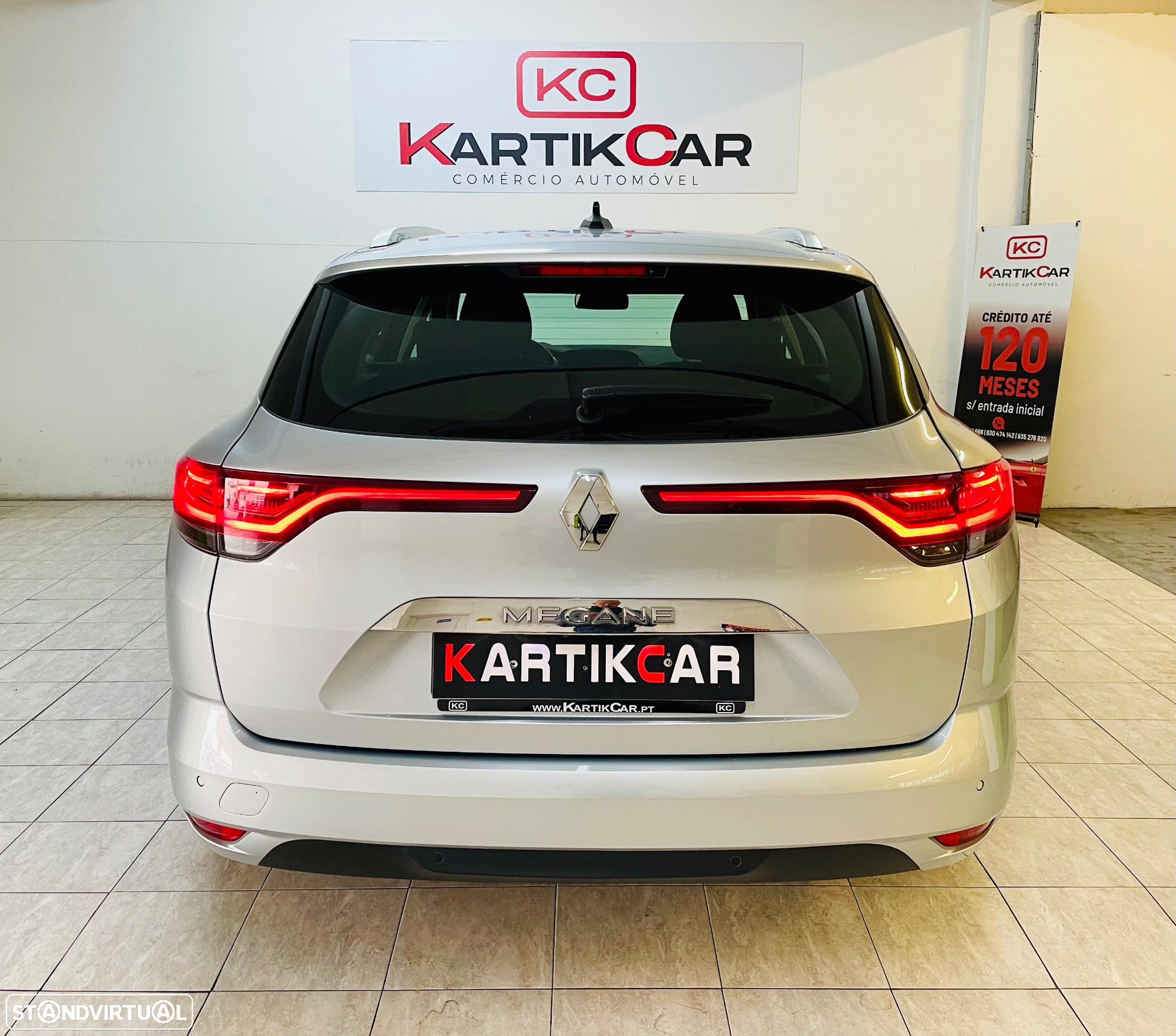 Renault Mégane Sport Tourer BLUE dCi 115 INTENS - 9