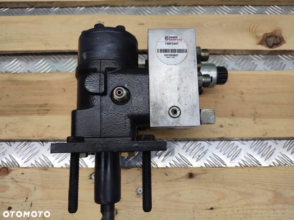 Blok hydrauliczny Cat TH 560 (0373R3507) - 11