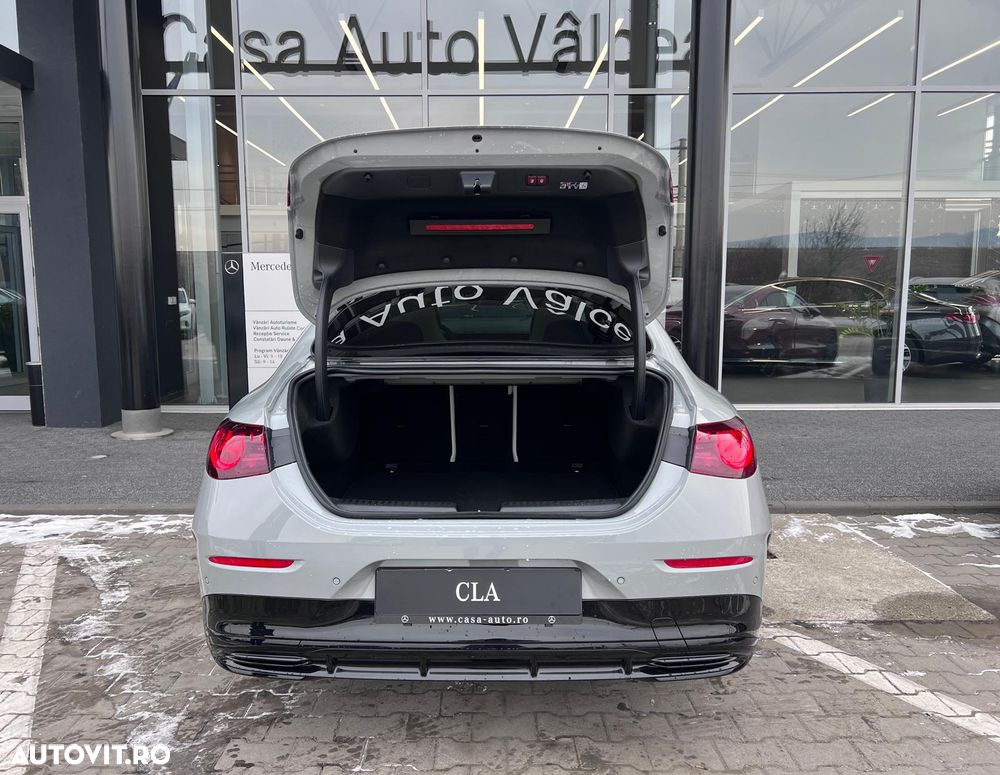 Mercedes-Benz CLA 220 4MATIC Coupe - 4