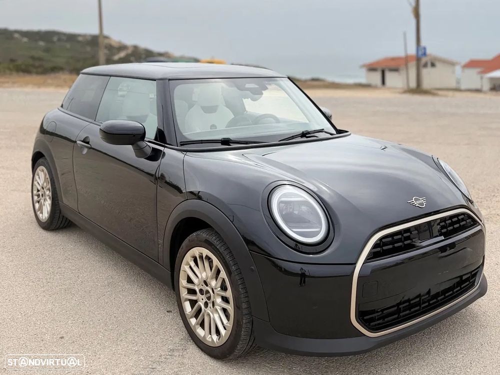 MINI 3 Portas Cooper C Favoured M - 19