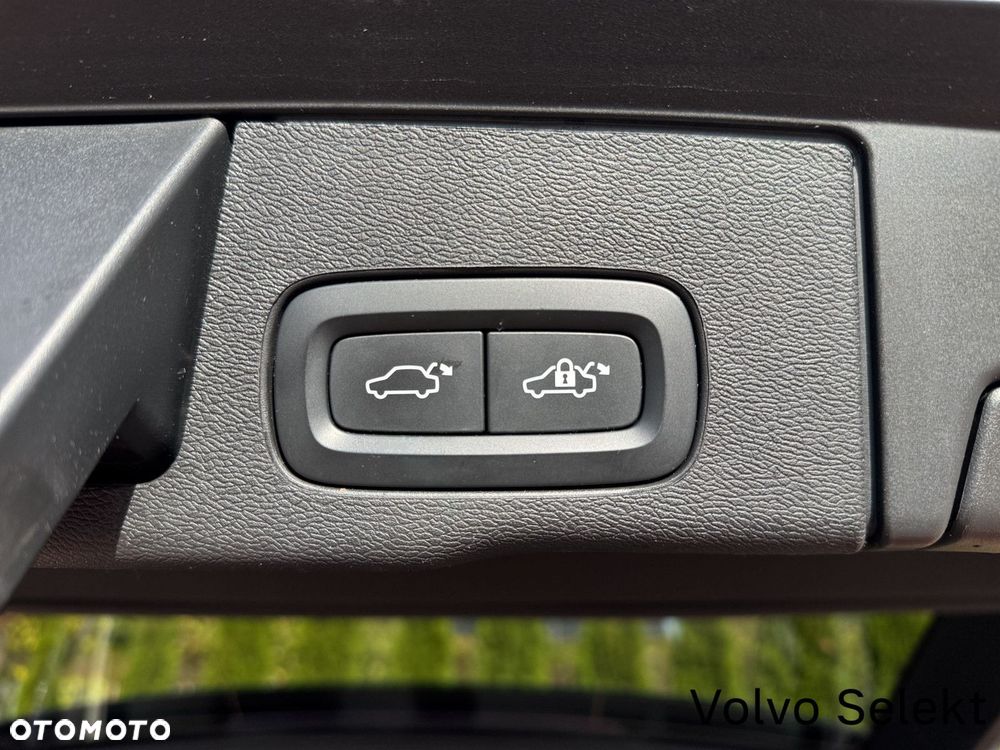 Volvo XC 60 B4 D Core - 19