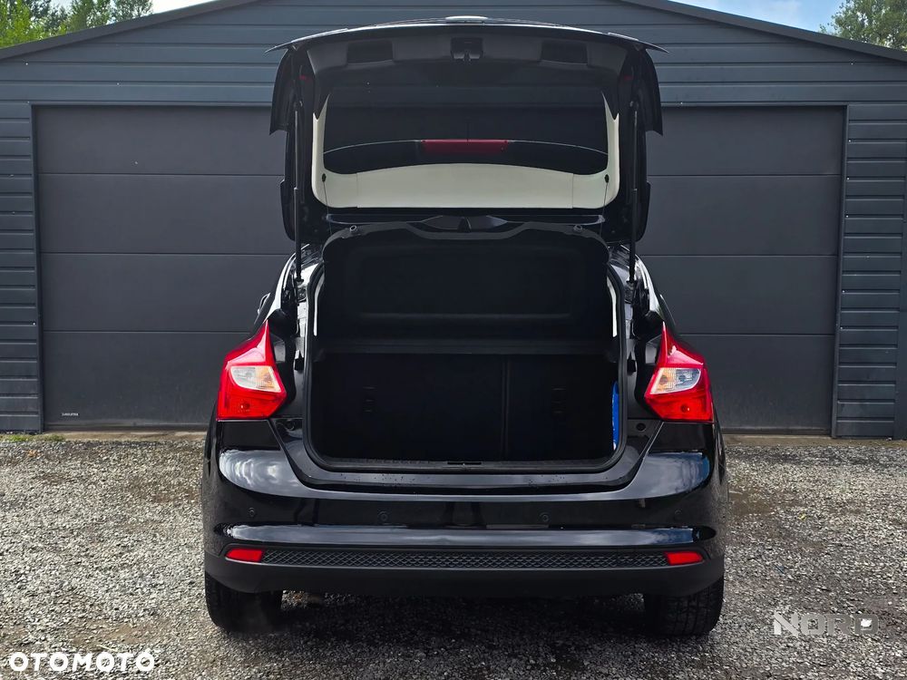 Ford Focus 1.0 EcoBoost STart-Stopp-System TITANIUM - 11