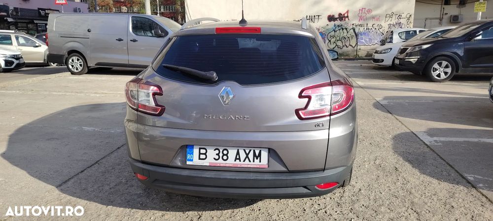 Renault Megane 1.5 dCI Privilege - 12