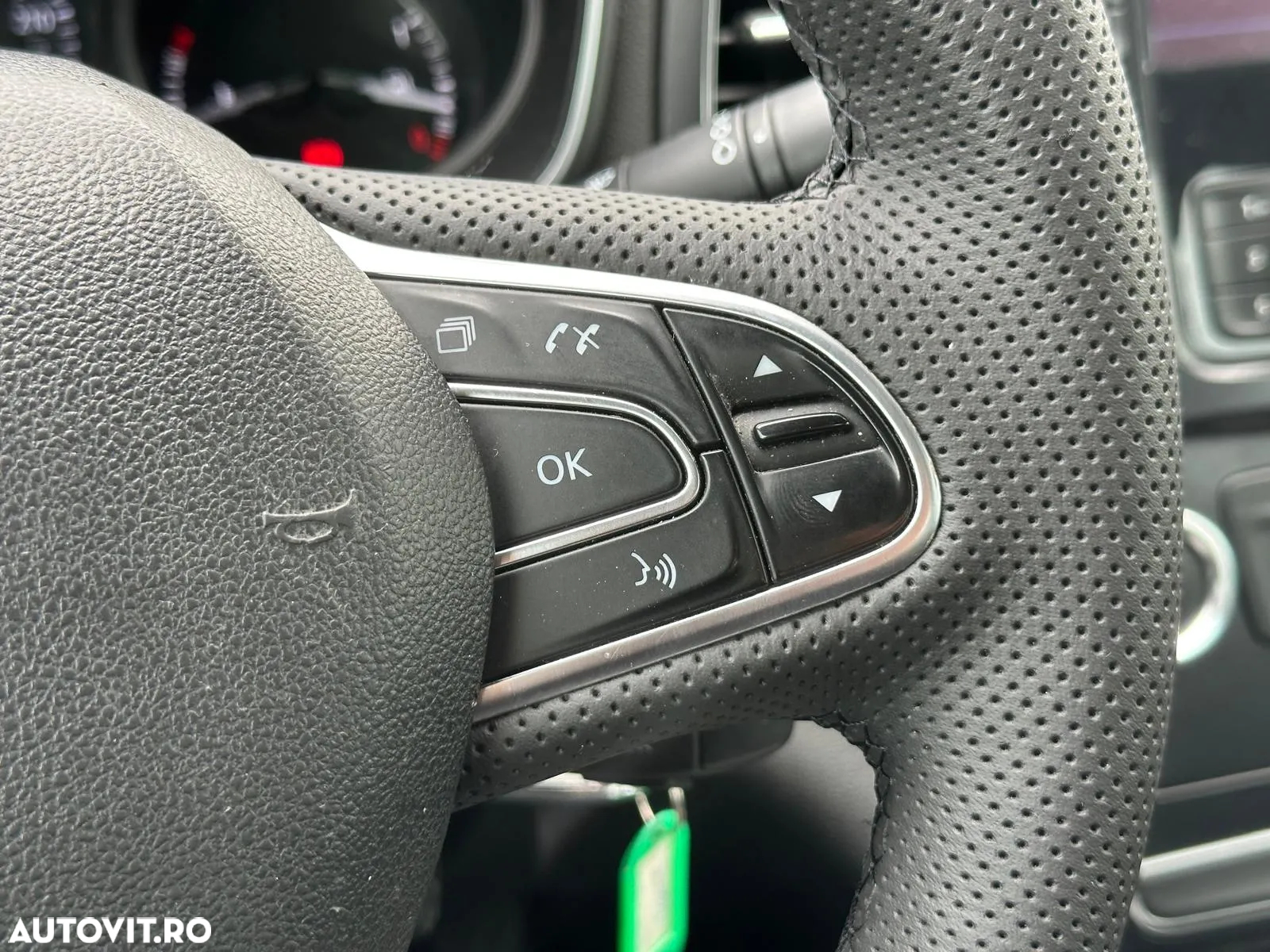Renault Megane Blue dCi Life - 23