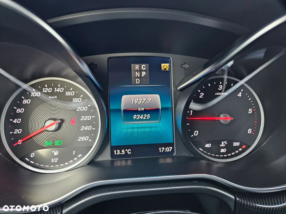 Mercedes-Benz Klasa V 300 d 4-Matic Avantgarde 9G-Tronic (d³ugi) - 9