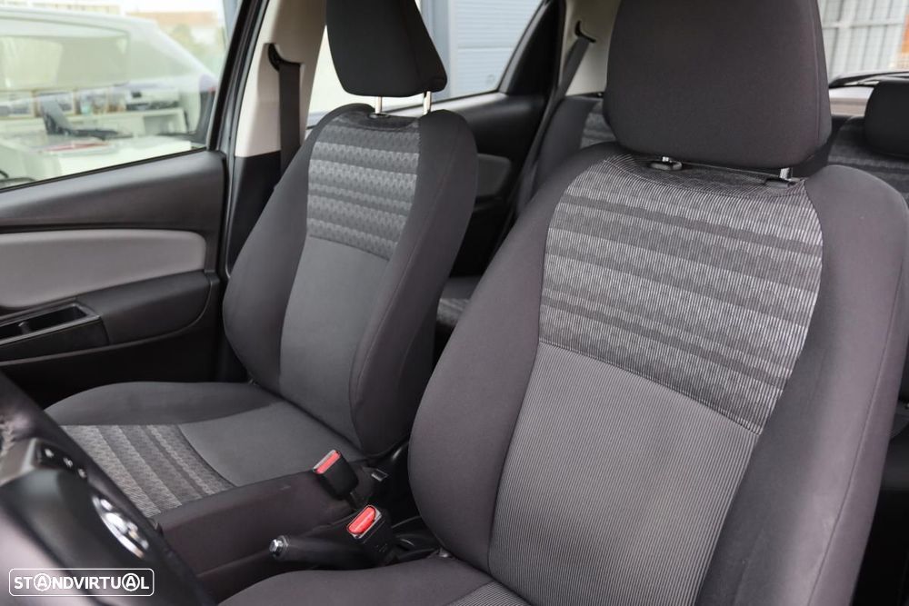 Toyota Yaris 1.0 VVT-i Exclusive - 9