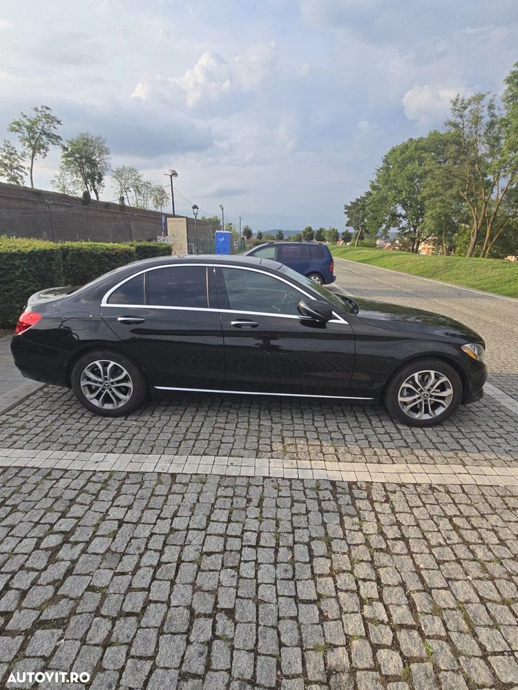 Mercedes-Benz C 300 9G-TRONIC - 6