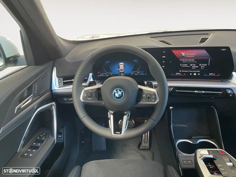 BMW X1 xDrive25e - 10