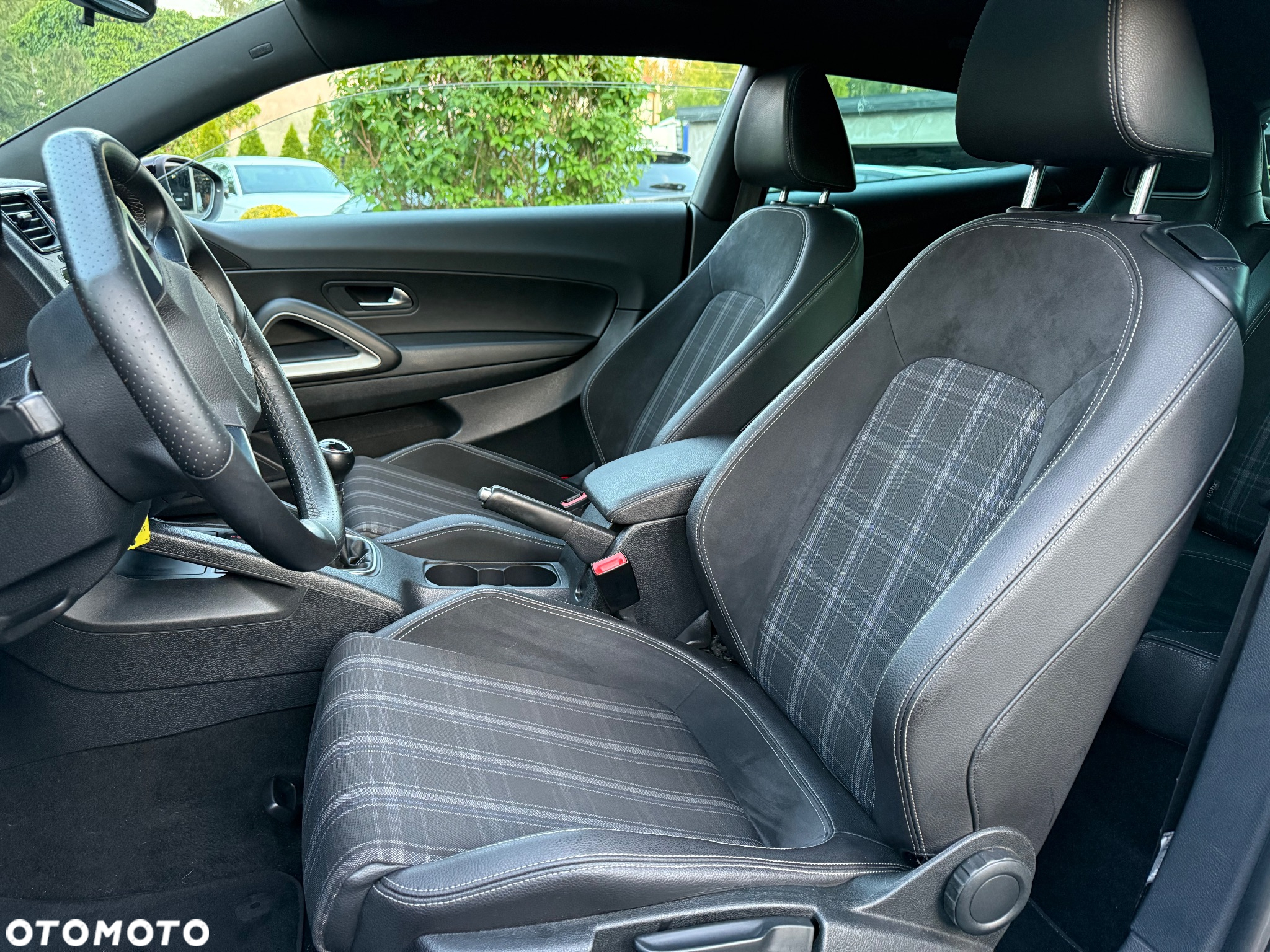 Volkswagen Scirocco 1.4 TSI BlueMotion Technology Edition - 17