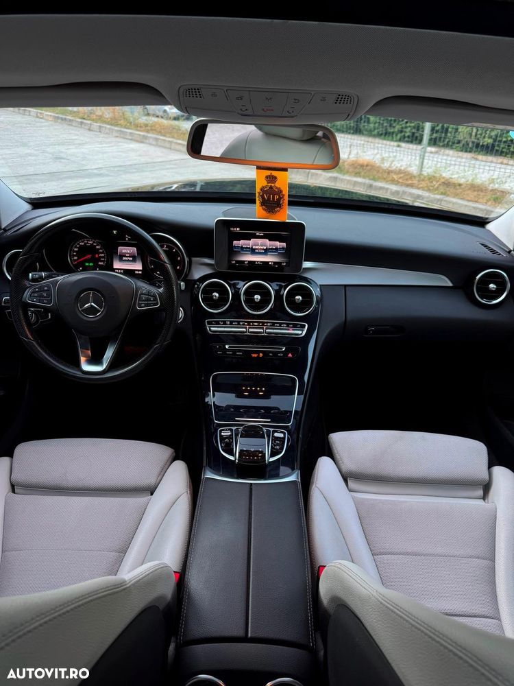 Mercedes-Benz C - 7