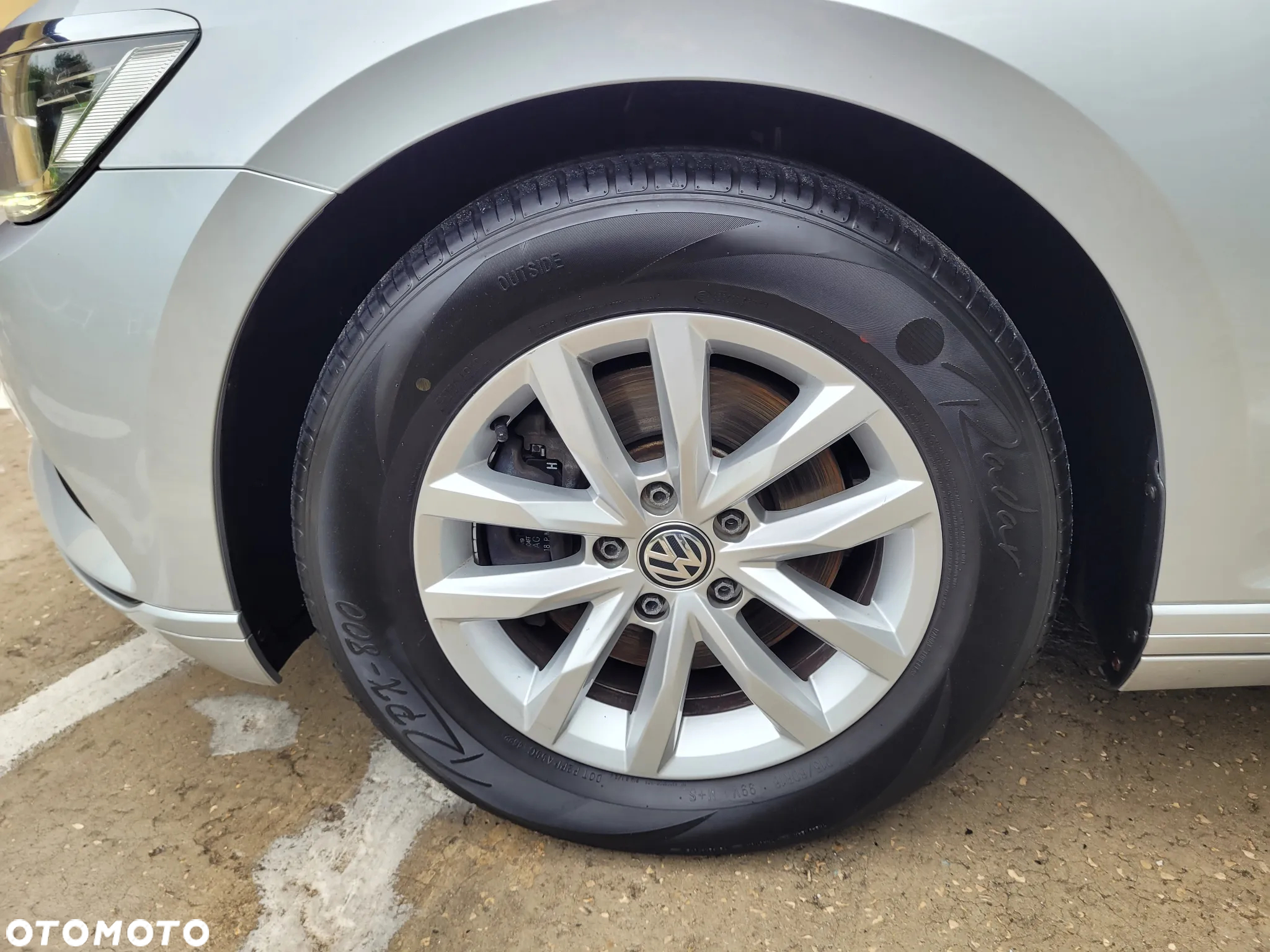 Volkswagen Passat 2.0 TDI BMT Comfortline - 28