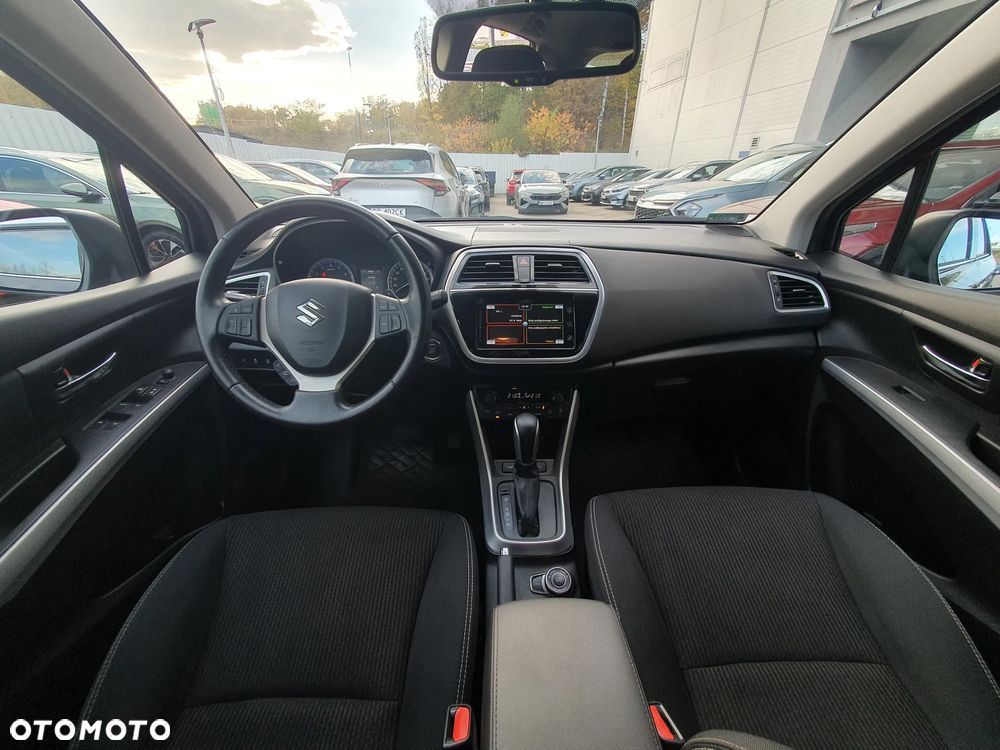 Suzuki SX4 S-Cross 1.4 T Premium 4WD - 24