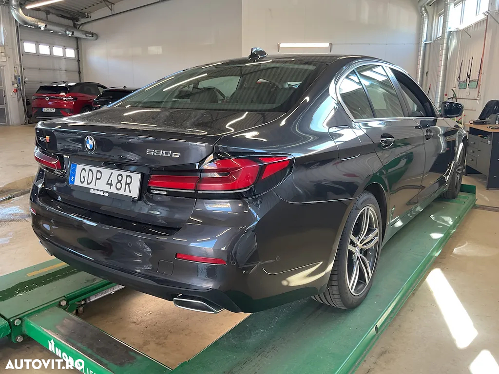 BMW Seria 5 530e xDrive AT PHEV - 3