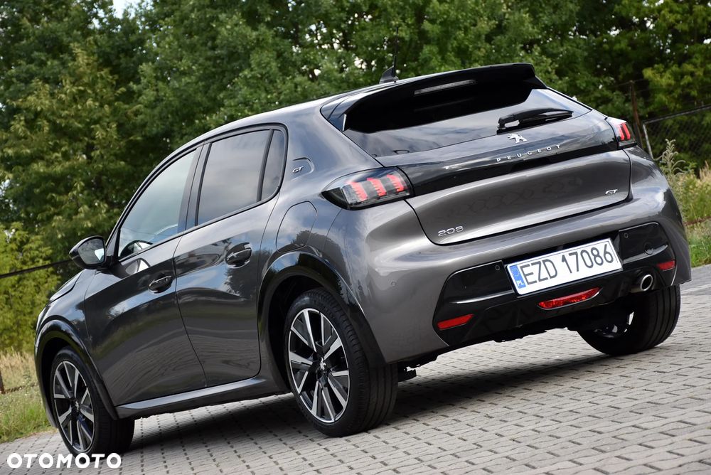 Peugeot 208 - 3