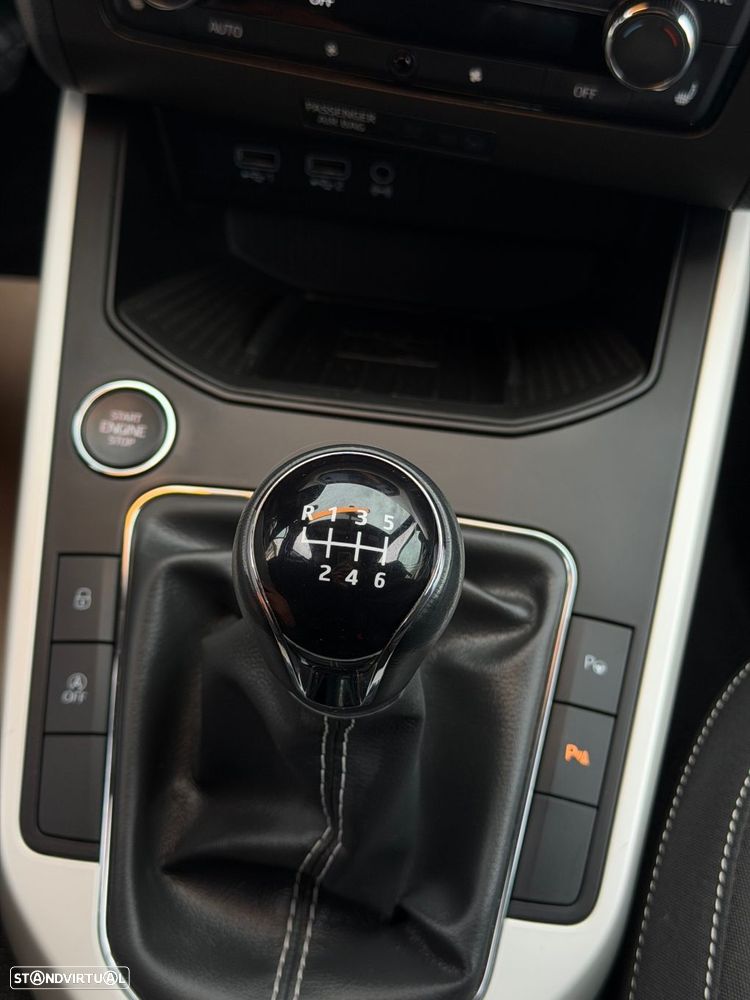 SEAT Arona - 27