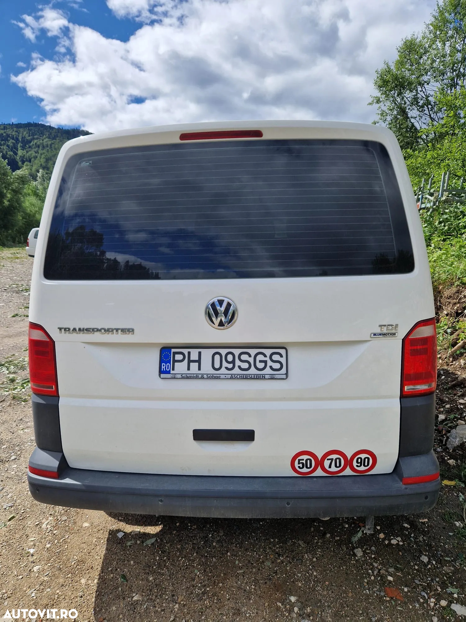 Volkswagen Transporter - 4