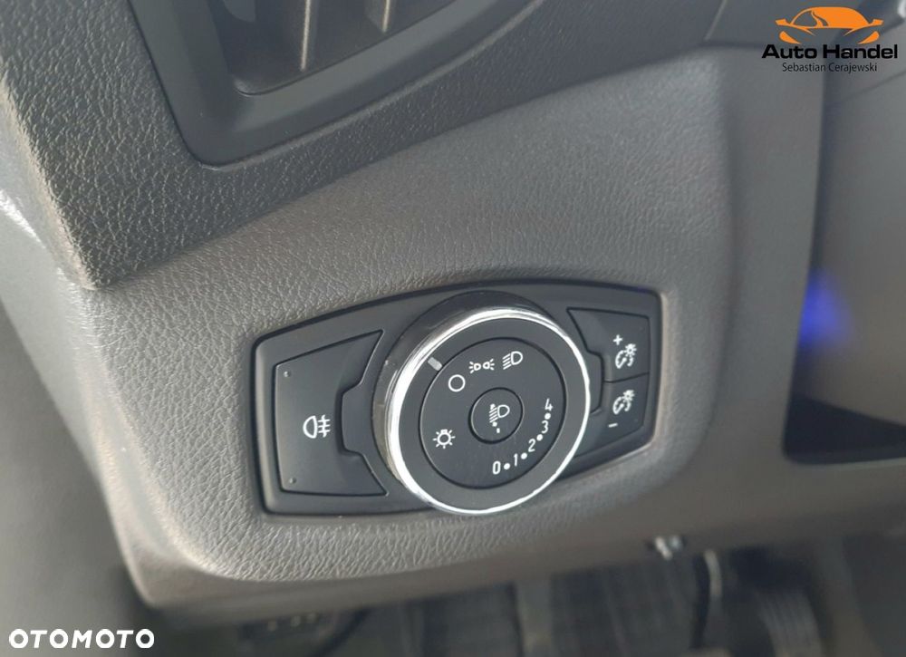 Ford Transit Connect - 20