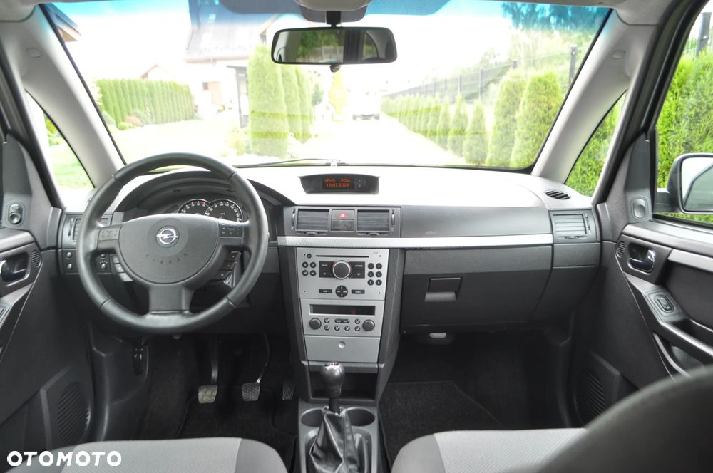 Opel Meriva 1.6 16V Cosmo - 19