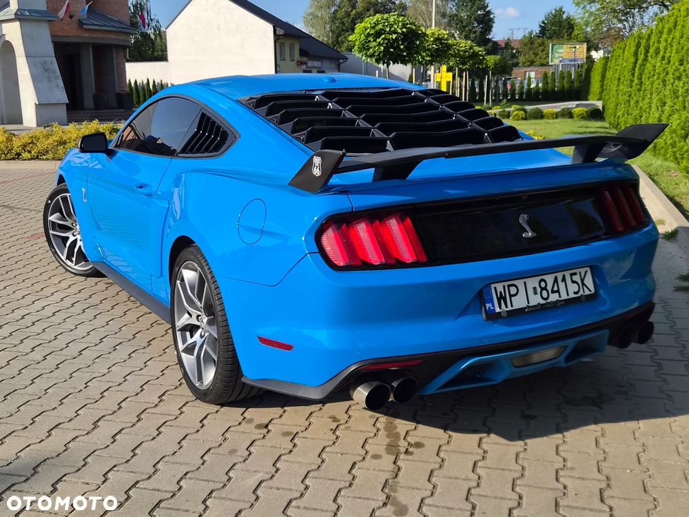 Ford Mustang - 39