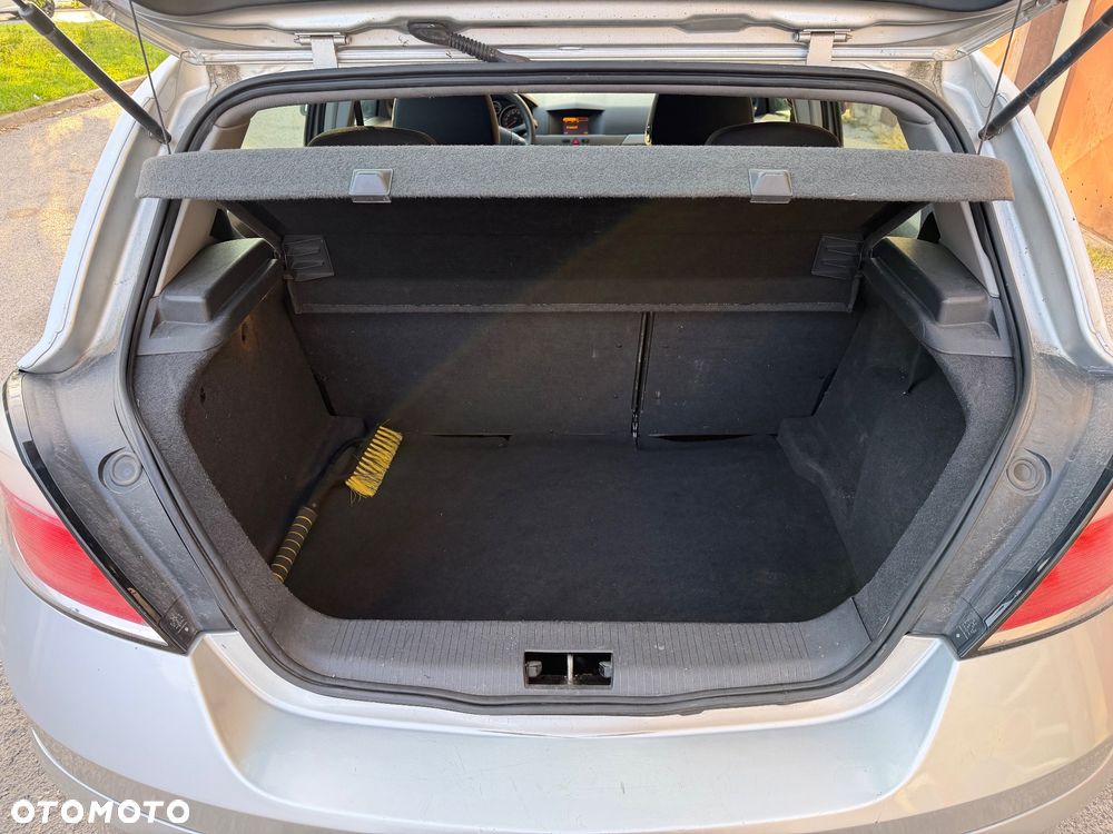 Opel Astra 1.6 Catch me now - 21