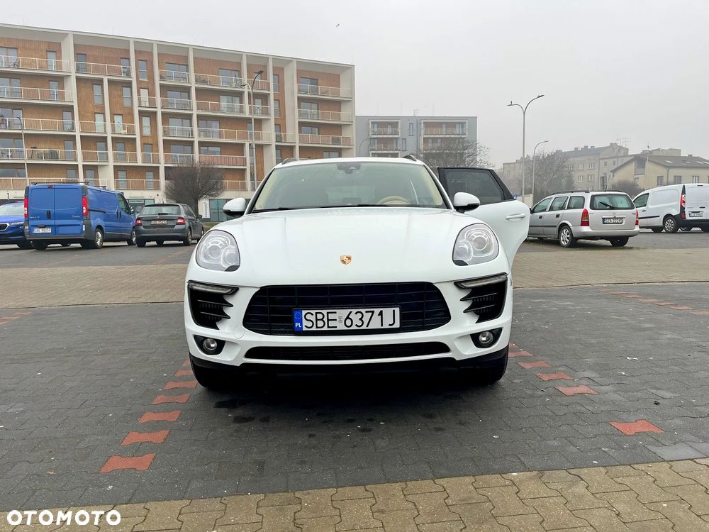 Porsche Macan S - 17