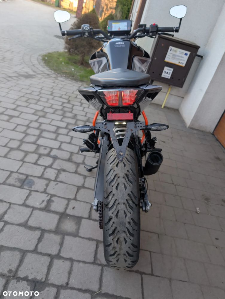 KTM Duke - 17