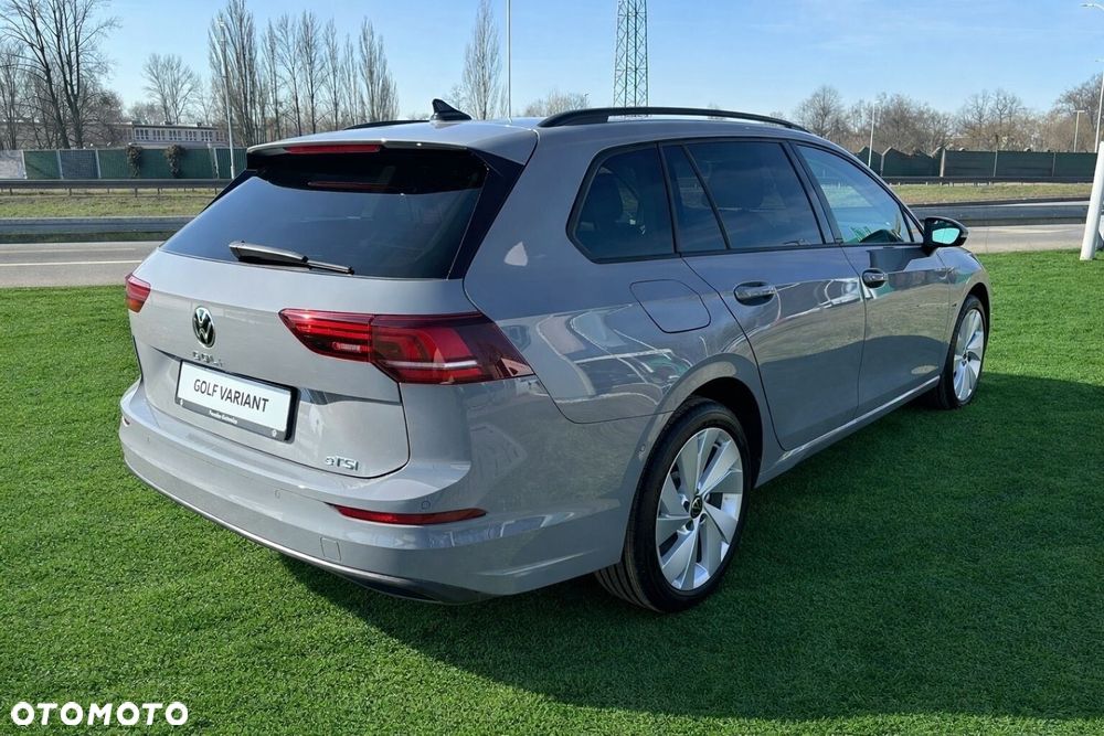 Volkswagen Golf Variant - 4