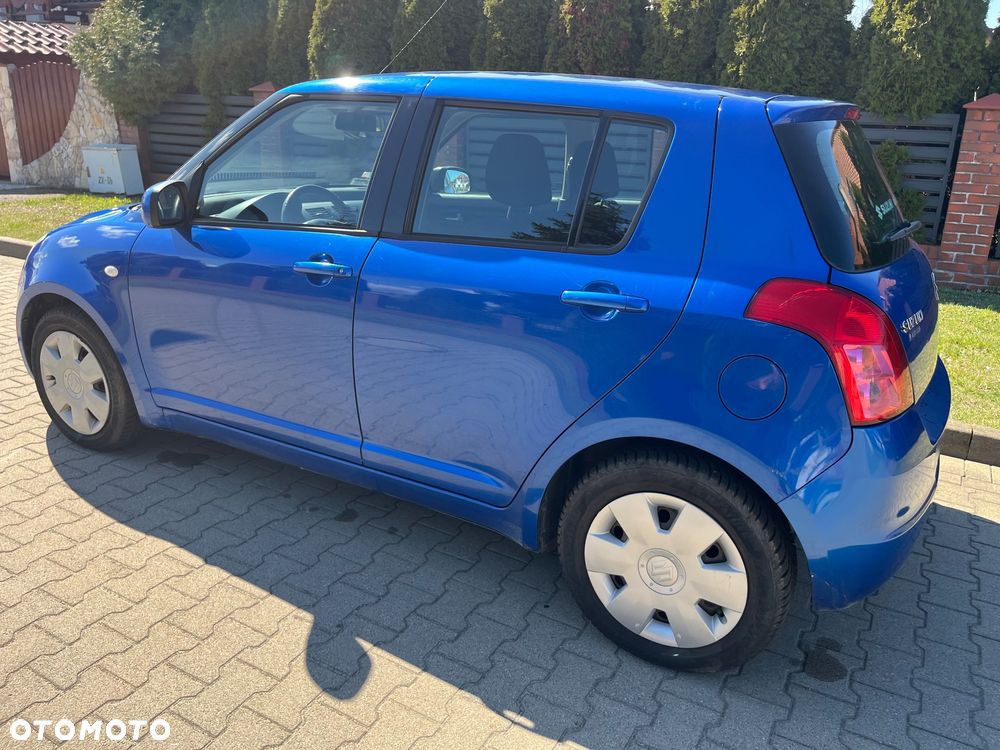 Suzuki Swift 1.3 Sunlight Edition - 9