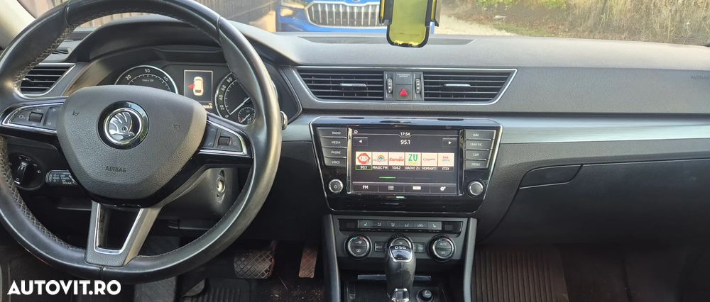 Skoda Superb 1.6 TDI DSG Ambition - 6